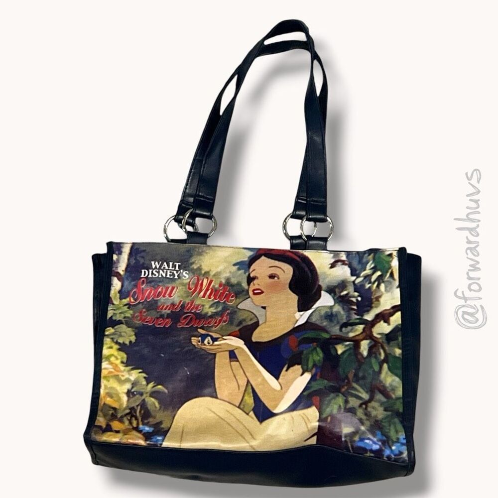 Disney Snow White Seven Dwarfs Tote Hole Inside Back Pocket at Closure Rare